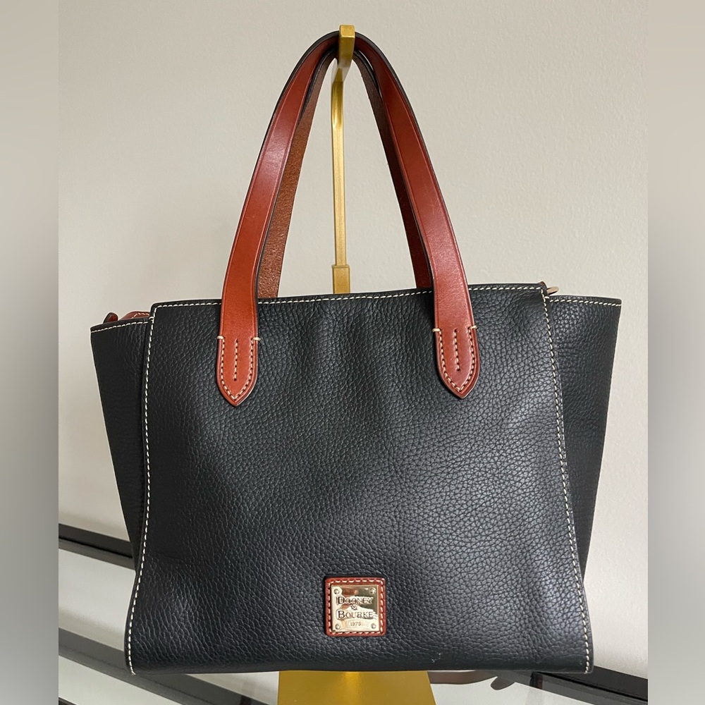 Dooney & Bourke Ridge Satchel in Black Pebble Grain